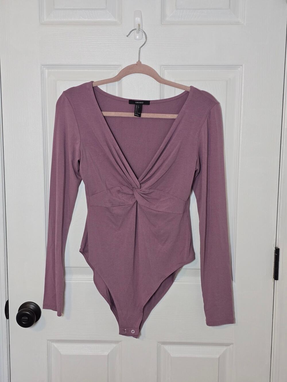Forever 21 Mauve Twist Front Long Sleeve Bodysuit Fitted Large